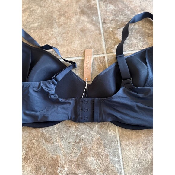 Skims Weightless Scoop Bra Onyx Size 44D - Picture 6 of 7